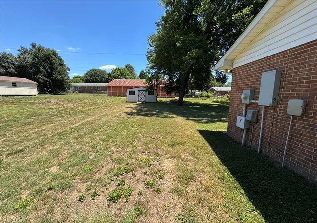 Photo 4 of Single family home for sale at 112 Wilson St, Yadkinville, NC 27055 | MLS# 1233210 | Listing updated on 2026-09-15