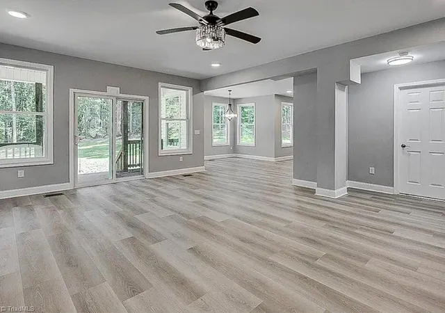 3rd image of 1559 Allen Ct, Asheboro, NC 27205 | MLS# 1228083