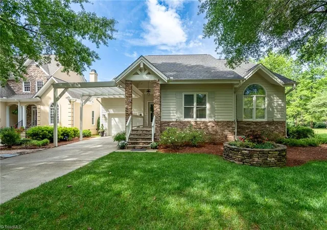 Photo 2 of Single family home for sale at 444 Millingport Ln, New London, NC 28127 | MLS# 1220392 | Listing updated on 2026-07-31