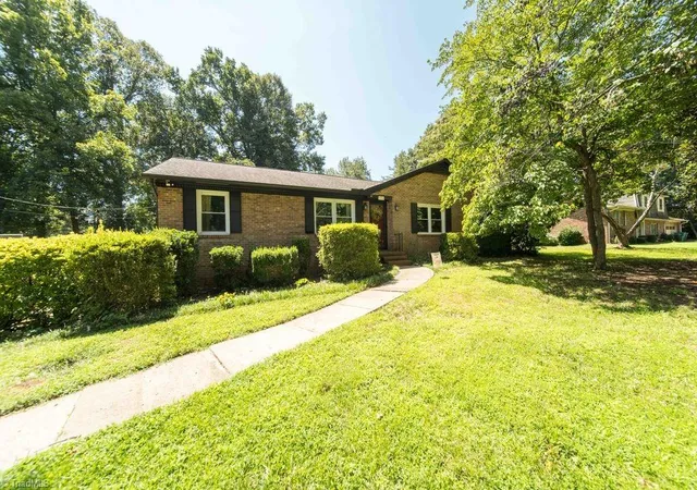 Photo 2 of Single family home for sale at 5912 Puritan Ln, Winston Salem, NC 27103 | MLS# 1233478 | Listing updated on 2026-09-02