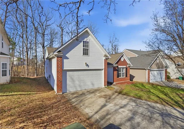 2nd image of 2165 Cliffvale Dr, High Point, NC 27262 | MLS# 1205801