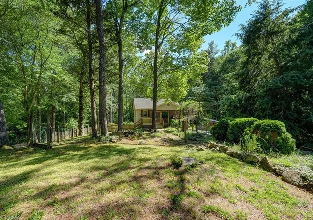 Photo 3 of Sale Pending at 190 Partridge Ct, Reidsville, NC 27320 | MLS# 1226097 | Listing updated on 2026-09-12
