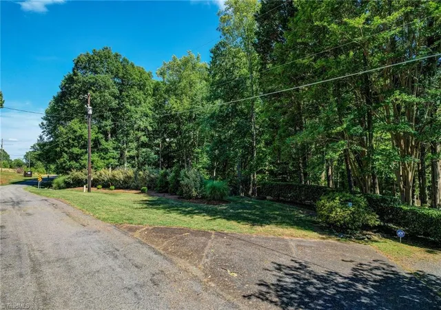 Photo 4 of Sale Pending at 190 Partridge Ct, Reidsville, NC 27320 | MLS# 1226097 | Listing updated on 2026-09-12