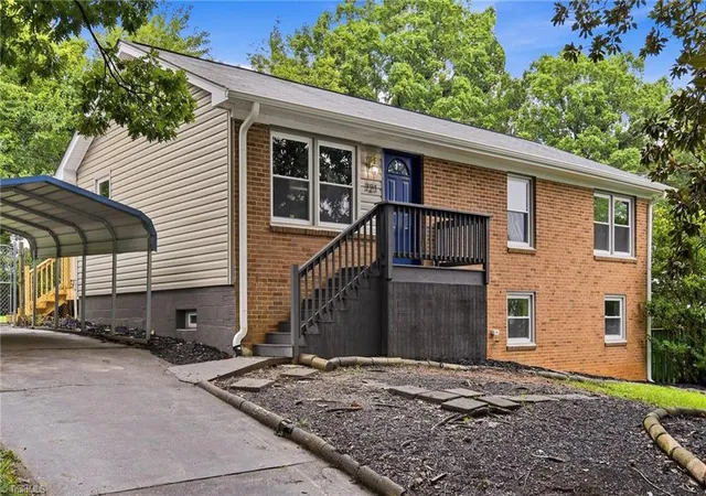 Photo 2 of Sale Pending at 721 Mobile St, Greensboro, NC 27406 | MLS# 1229189 | Listing updated on 2026-10-03