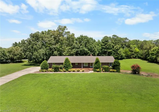 Photo 1 of Single family home for sale at 200 Enterprise Rd, Lexington, NC 27295 | MLS# 1228797 | Listing updated on 2026-08-26