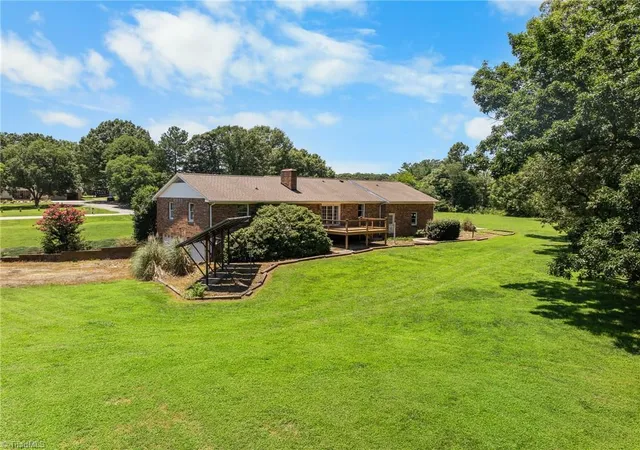 Photo 4 of Single family home for sale at 200 Enterprise Rd, Lexington, NC 27295 | MLS# 1228797 | Listing updated on 2026-08-26