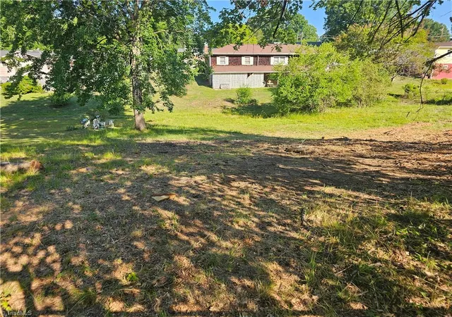 Homes for sale in Reidsville, NC | 2 Washington Ave, Reidsville, NC 27320 | MLS# 1223931