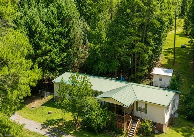 Homes for sale in Randleman, NC | 2742 George York Rd, Randleman, NC 27317 | MLS# 1226472