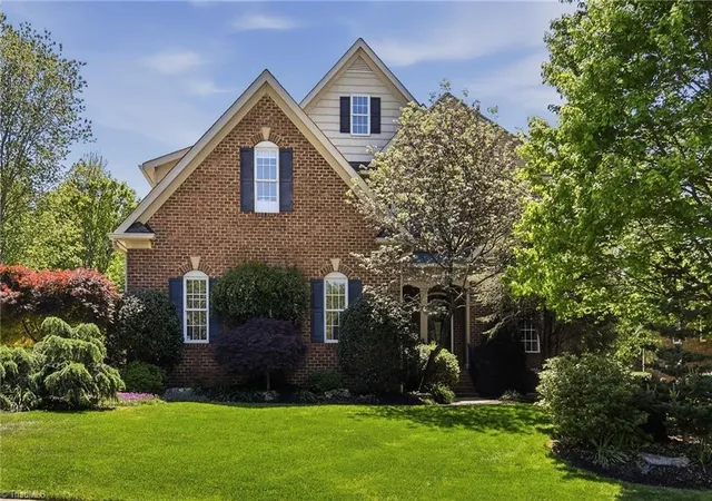 2nd image of 216 Surrey Path Ct, Winston Salem, NC 27104 | MLS# 1218772
