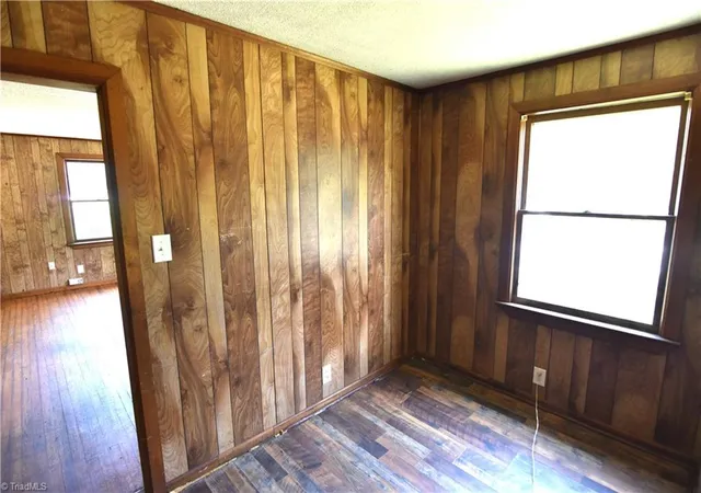 13th image of 2016 Bertha St, Winston Salem, NC 27107 | MLS# 1226346