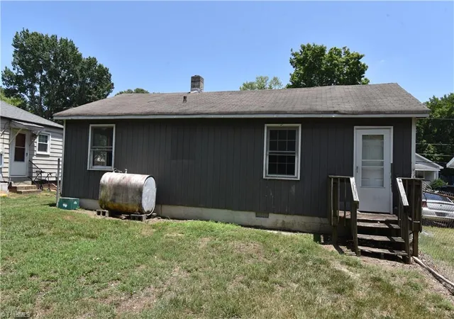 3rd image of 2016 Bertha St, Winston Salem, NC 27107 | MLS# 1226346