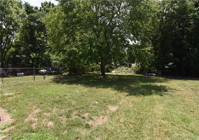 4th image of 2016 Bertha St, Winston Salem, NC 27107 | MLS# 1226346