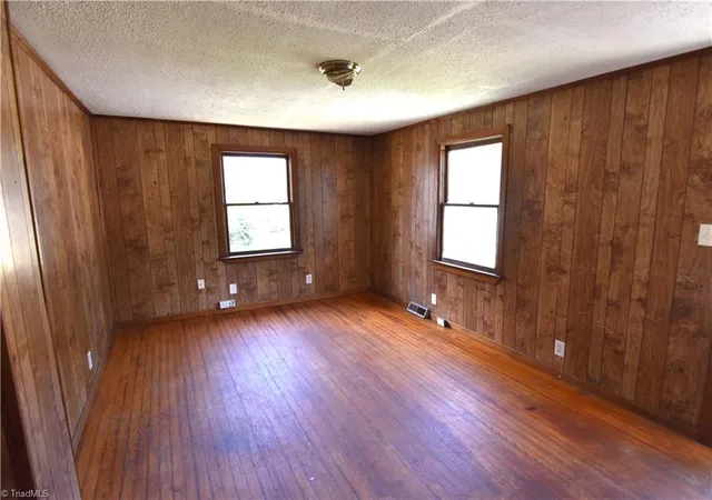 5th image of 2016 Bertha St, Winston Salem, NC 27107 | MLS# 1226346