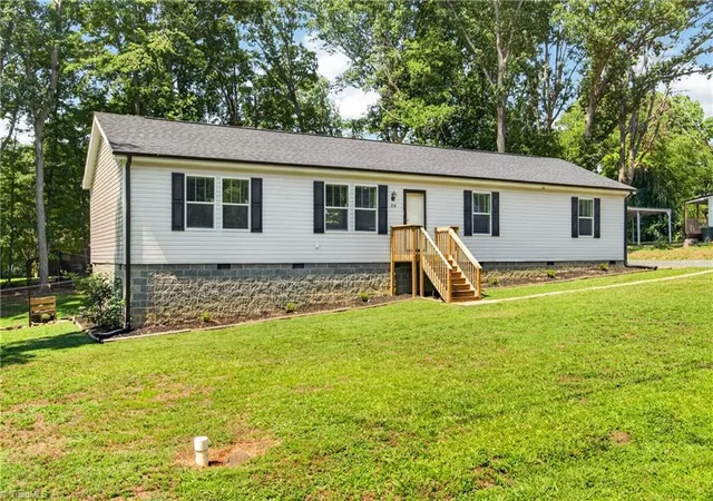 Homes for sale in Asheboro, NC | 206 Mcknight St, Asheboro, NC 27203 | MLS# 1225820
