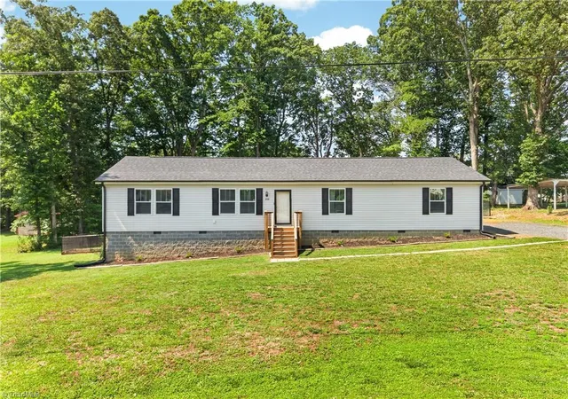 Homes for sale in Asheboro, NC | 206 Mcknight St, Asheboro, NC 27203 | MLS# 1225820