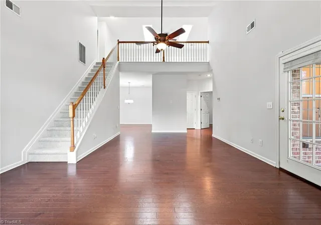 Photo 4 of Single family home for sale at 4606 Hanberry Dr, Greensboro, NC 27410 | MLS# 1229487 | Listing updated on 2026-09-22