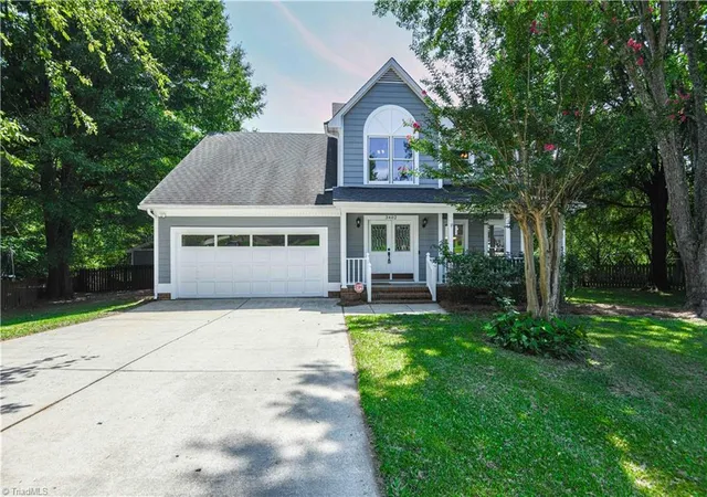2nd image of 3402 Shaker Dr, Greensboro, NC 27410 | MLS# 1230652