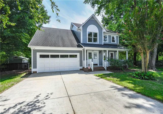 3rd image of 3402 Shaker Dr, Greensboro, NC 27410 | MLS# 1230652