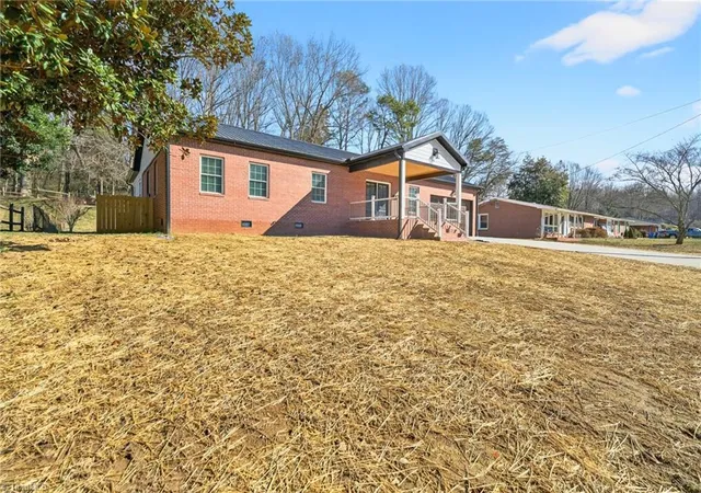 Photo 3 of Single family home for sale at 1256 Cloister Dr, Winston Salem, NC 27127 | MLS# 1229541 | Listing updated on 2026-07-30