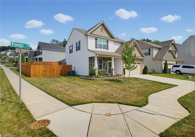 3rd image of 1940 Kippen Dr, Kernersville, NC 27284 | MLS# 1226621