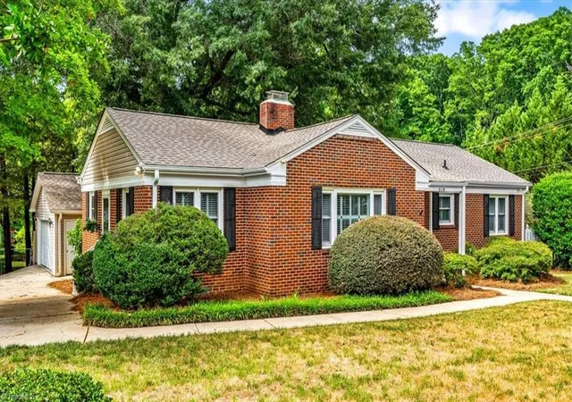 Photo 2 of Single family home for sale at 618 W Cornwallis Dr, Greensboro, NC 27408 | MLS# 1224017 | Listing updated on 2026-09-02