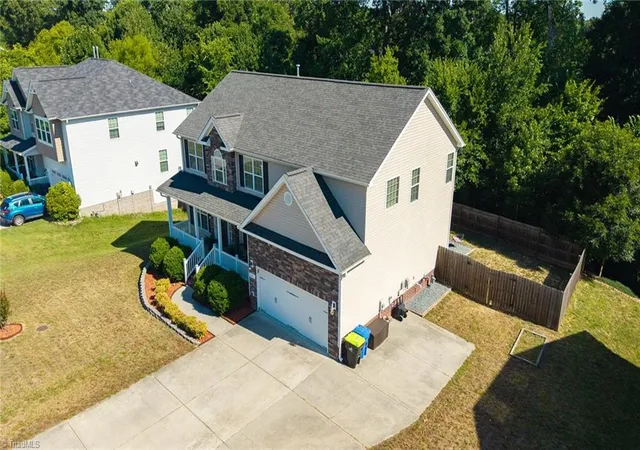39th image of 365 Mahogany Dr, Thomasville, NC 27360 | MLS# 1224897
