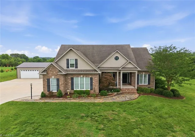Homes for sale in Burlington, NC | 7504 Ingle Dairy Rd, Burlington, NC 27215 | MLS# 1225384