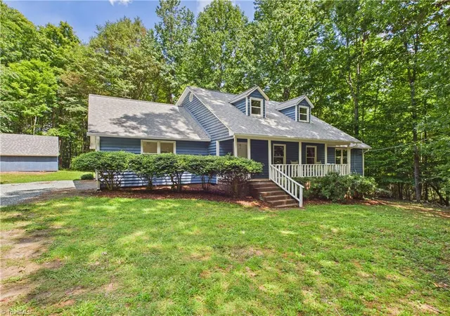 Photo 2 of Single family home for sale at 4007 Jones St, Franklinville, NC 27248 | MLS# 1231781 | Listing updated on 2026-09-29