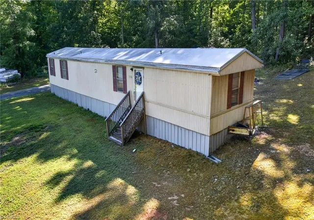 Homes for sale in Thomasville, NC | 526 Kindley Rd, Thomasville, NC 27360 | MLS# 1226279