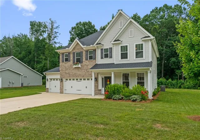 2nd image of 2450 Redwood Hill Run, Kernersville, NC 27284 | MLS# 1224758