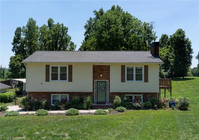 Photo 2 of Sale Pending at 1744 R Chipman Dr, Yadkinville, NC 27055 | MLS# 1222613 | Listing updated on 2026-09-16
