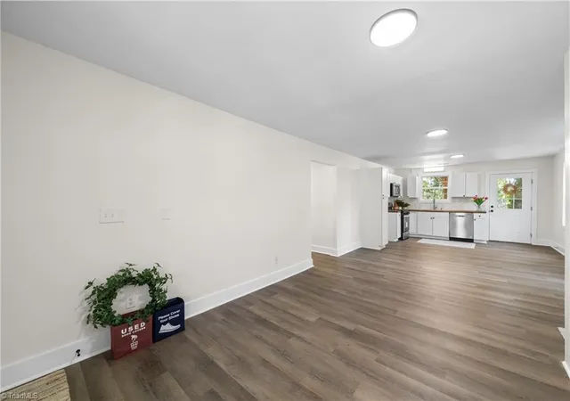 Photo 1 of Single family home for sale at 1037 Madison Ave, Winston Salem, NC 27103 | MLS# 1225800 | Listing updated on 2026-10-21