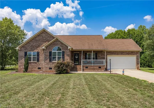 Single family home for sale at 514 Honeysuckle Ridge, Asheboro, NC 27205 | MLS# 1228221