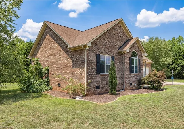 Photo 1 of Single family home for sale at 514 Honeysuckle Ridge, Asheboro, NC 27205 | MLS# 1228221 | Listing updated on 2026-09-12