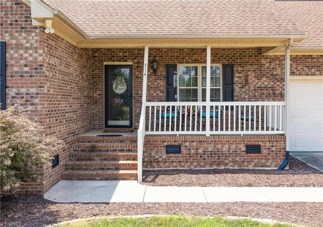 Photo 4 of Single family home for sale at 514 Honeysuckle Ridge, Asheboro, NC 27205 | MLS# 1228221 | Listing updated on 2026-09-12