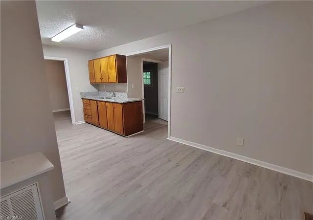 Photo 4 of Single family home for sale at 1001 Lane St, Reidsville, NC 27320 | MLS# 1227715 | Listing updated on 2026-08-29