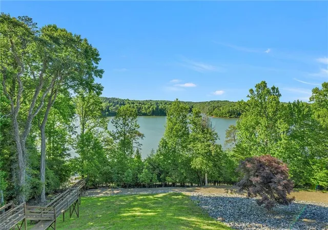 Photo 47 of Single family home for sale at 318 Heron Point Dr, Wilkesboro, NC 28697 | MLS# 1219320 | Listing updated on 2026-08-28