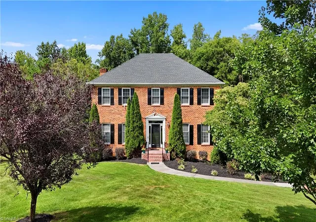 Photo 1 of Single family home for sale at 6917 August Dr, Clemmons, NC 27012 | MLS# 1233798 | Listing updated on 2026-09-12