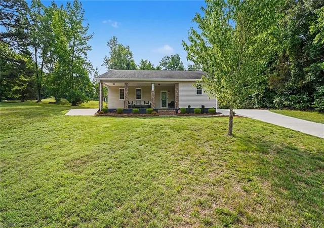 Homes for sale in Trinity, NC | 5172 Payne St, Trinity, NC 27370 | MLS# 1225804