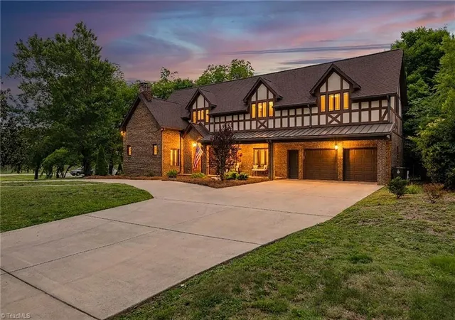 2nd image of 7 Mock St, Thomasville, NC 27360 | MLS# 1222326