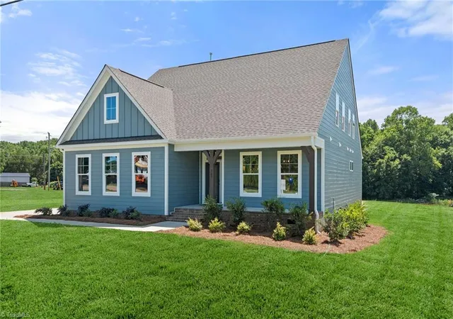 Photo 2 of Sale Pending at 263 Redland Rd, Advance, NC 27006 | MLS# 1230659 | Listing updated on 2026-09-16