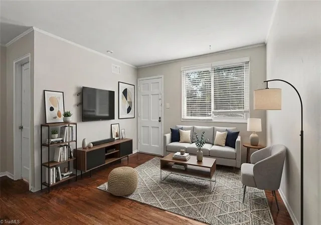 Photo 4 of Single family home for sale at 519 Overlook St, Greensboro, NC 27403 | MLS# 1228926 | Listing updated on 2026-10-04