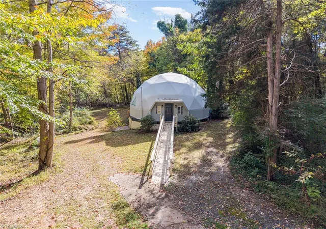 Photo 3 of Sale Pending at 2080 Pannel Rd, Reidsville, NC 27320 | MLS# 1199604 | Listing updated on 2026-08-31