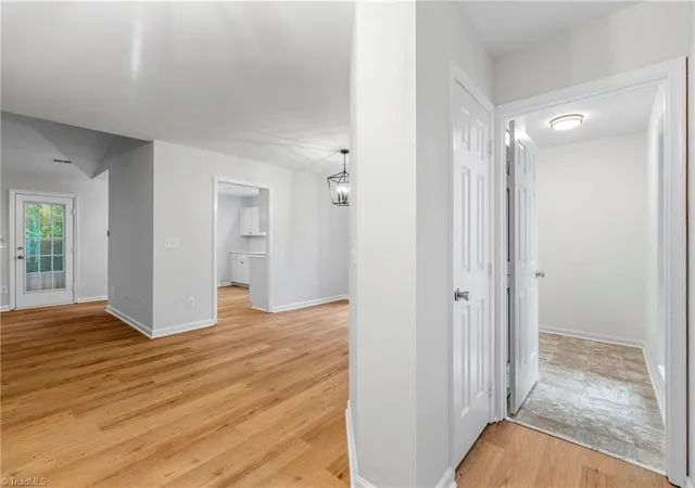 4th image of 16 Spring Chapel Ct, Greensboro, NC 27455 | MLS# 1225591