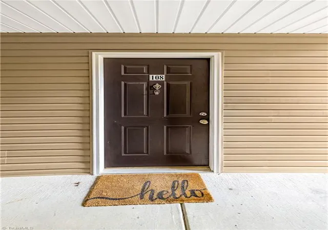 2nd image of 7102 W Friendly Ave #108, Greensboro, NC 27410 | MLS# 1226637