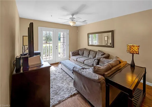 3rd image of 7102 W Friendly Ave #108, Greensboro, NC 27410 | MLS# 1226637