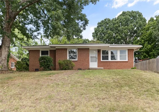 Photo 1 of Sale Pending at 1814 W Meadowview Rd, Greensboro, NC 27403 | MLS# 1233384 | Listing updated on 2026-09-11