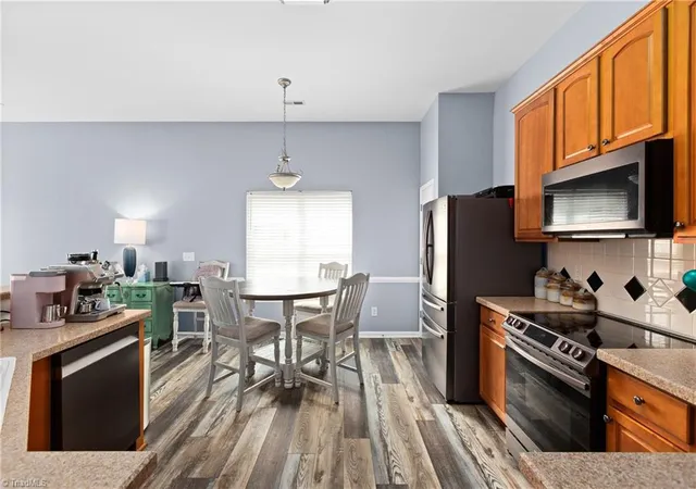5th image of 4323 Karley Ct, Winston Salem, NC 27106 | MLS# 1227408