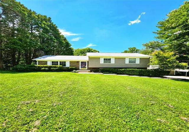 Photo 1 of Single family home for sale at 406 Laurel Mountain Rd, North Wilkesboro, NC 28659 | MLS# 1230585 | Listing updated on 2026-08-24