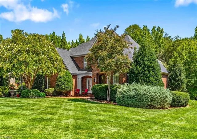 Photo 3 of Single family home for sale at 8404 Oakchester Ct, Oak Ridge, NC 27310 | MLS# 1231165 | Listing updated on 2026-09-17